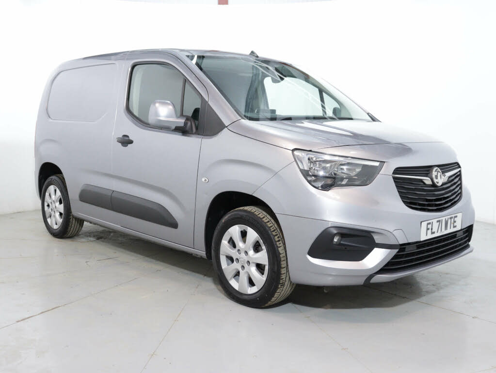 2021 Vauxhall Combo 1.5CDTi Griffin 2000