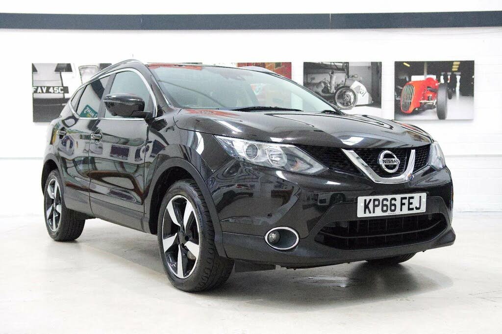 2016 Nissan Qashqai 1.5dCi N-Connecta (99g)
