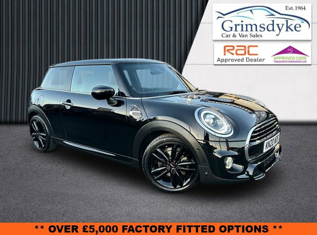 2020 MINI Cooper 1.5 Cooper Sport Hatchback 3d Auto