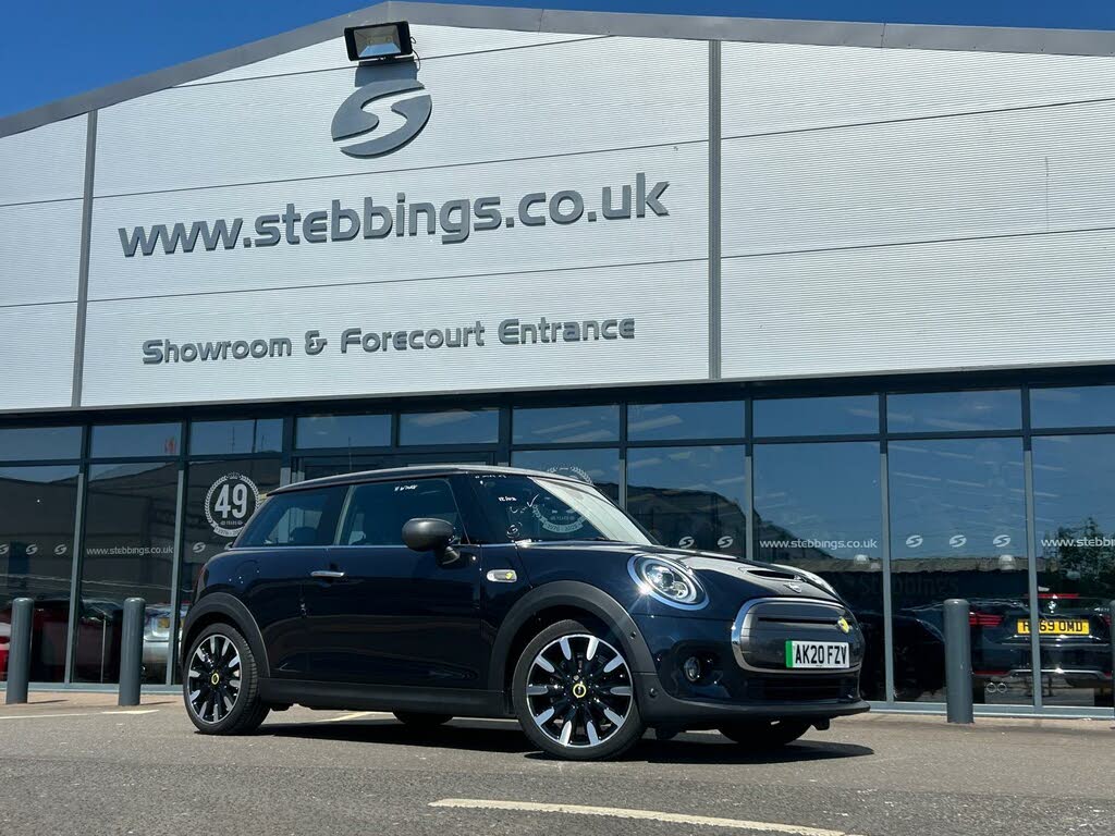 2020 MINI Cooper E Cooper S 3)