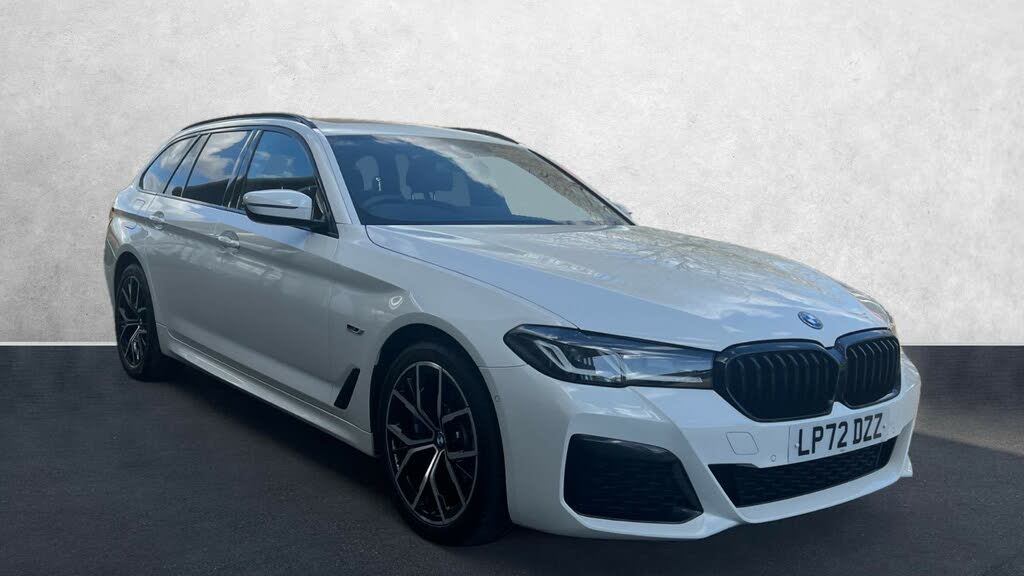 2022 BMW 5 Series 2.0 530e M Sport Touring 5d