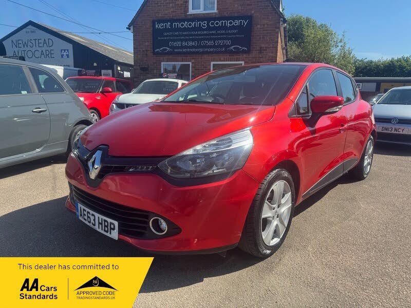 2013 Renault Clio 1.2 16v Expression + Hatchback 5d
