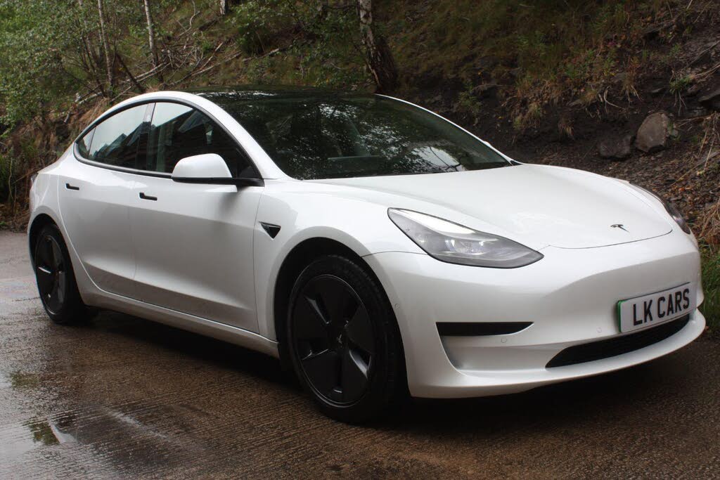 2020 Tesla Model 3 E Standard Plus