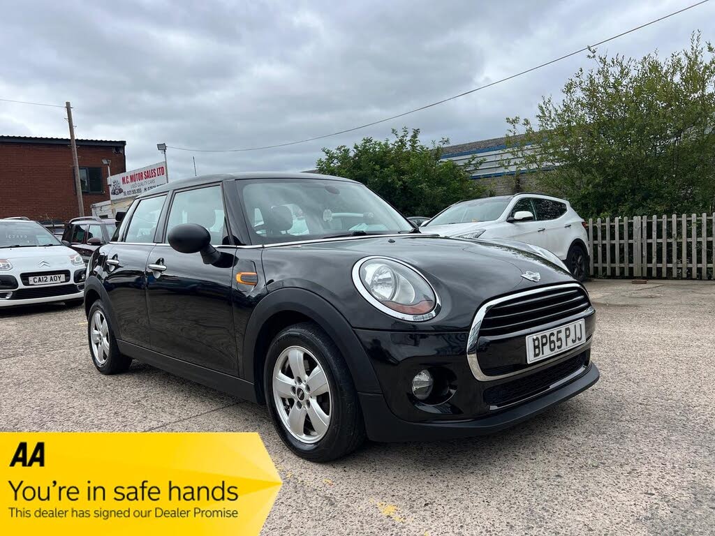 2016 MINI Cooper 1.5TD Cooper D (s/s) Hatchback 5d