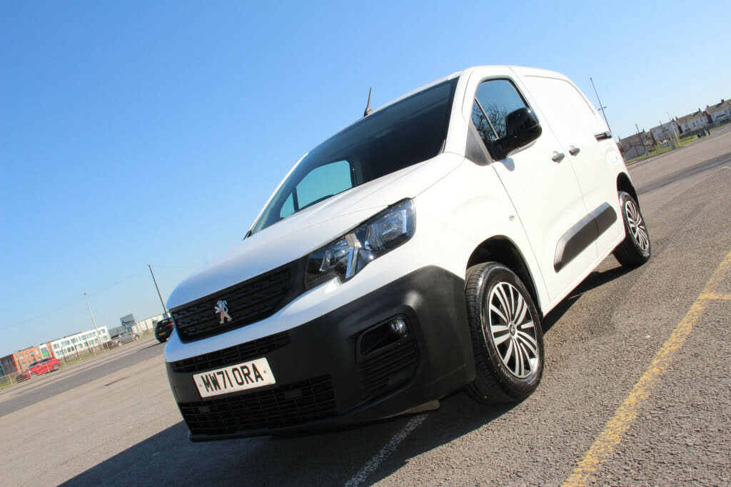 2021 Peugeot Partner 1.5 BlueHDi 1000 Professional Premium (100PS)(Eu6d)