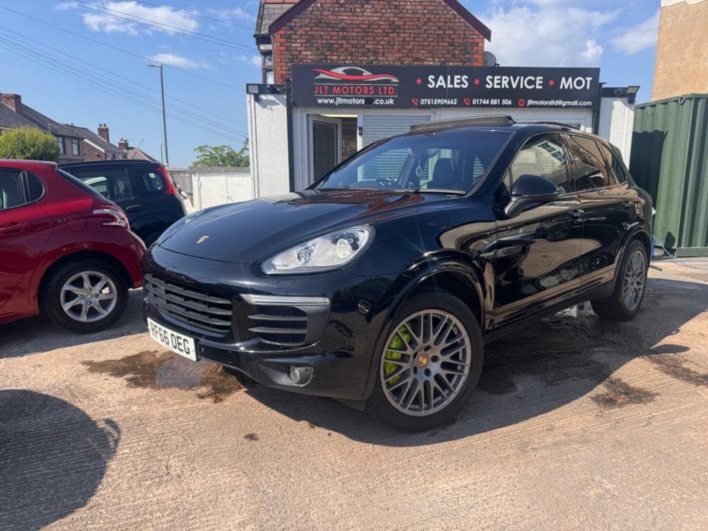 2016 Porsche Cayenne 3.0 S E-Hybrid Platinum Edition