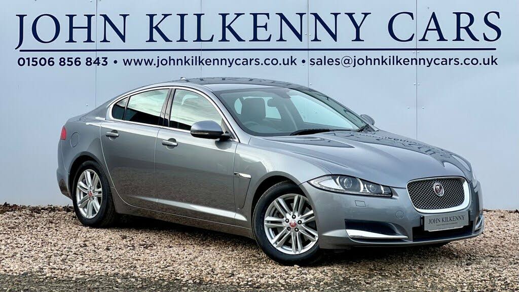 2015 Jaguar XF 2.2TD Luxury (200ps) Saloon 4d