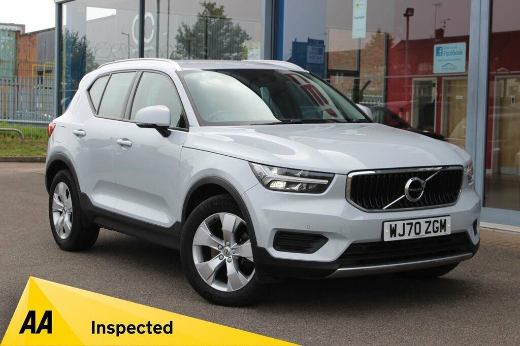 2020 Volvo XC40 2.0 B4 Momentum