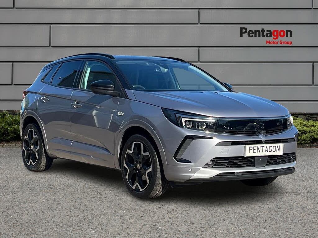 2023 Vauxhall Grandland 1.2 Ultimate (130ps) Auto