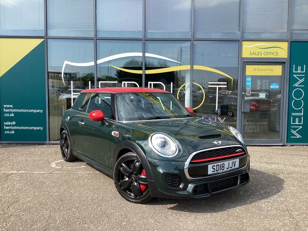 2017 MINI Cooper 2.0 Cooper JCW (Chili) Sport Auto