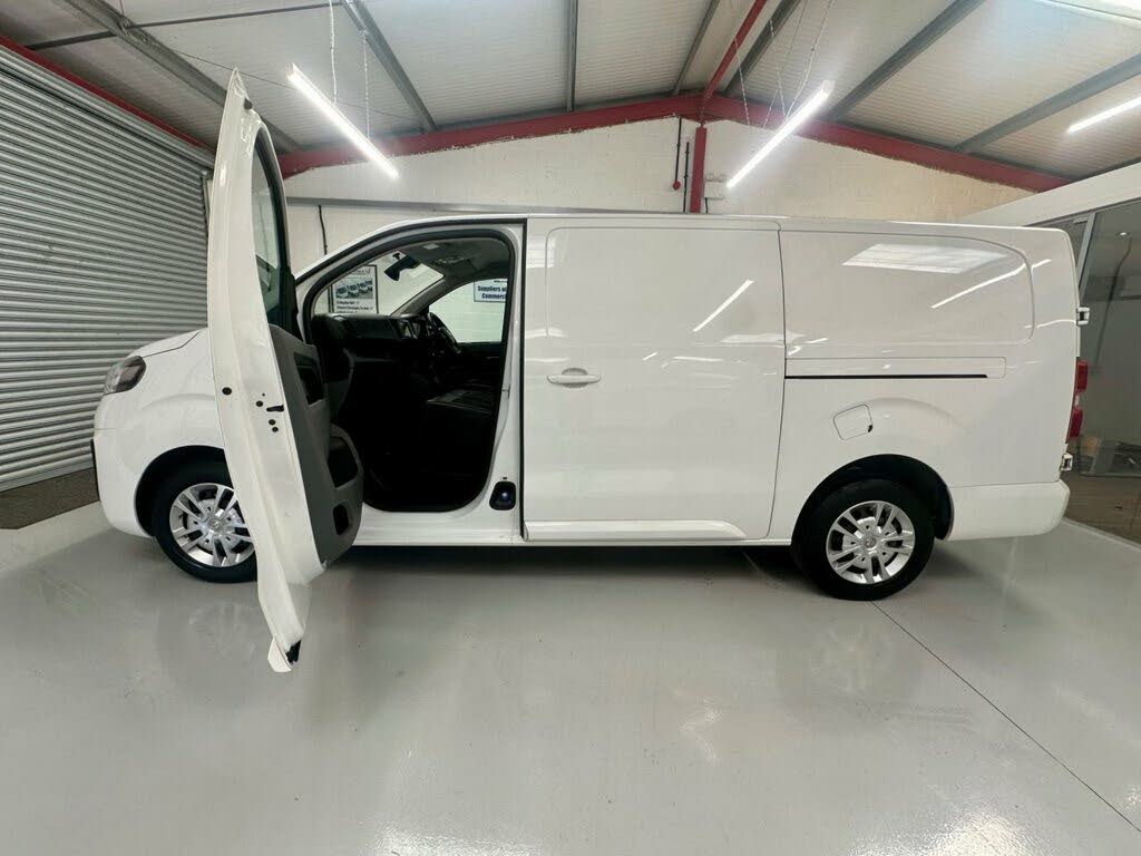 2022 Vauxhall Vivaro 1.5TD 2900 L2H1 Sportive
