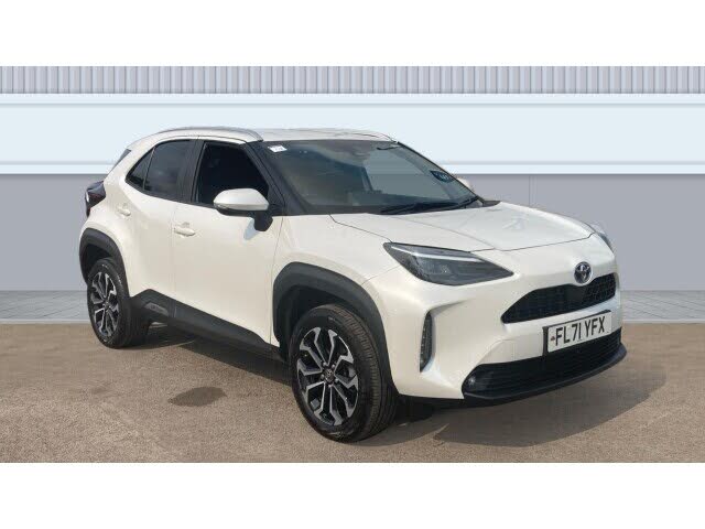 2021 Toyota Yaris 1.5 VVT-i Design (Panoramic Roof)