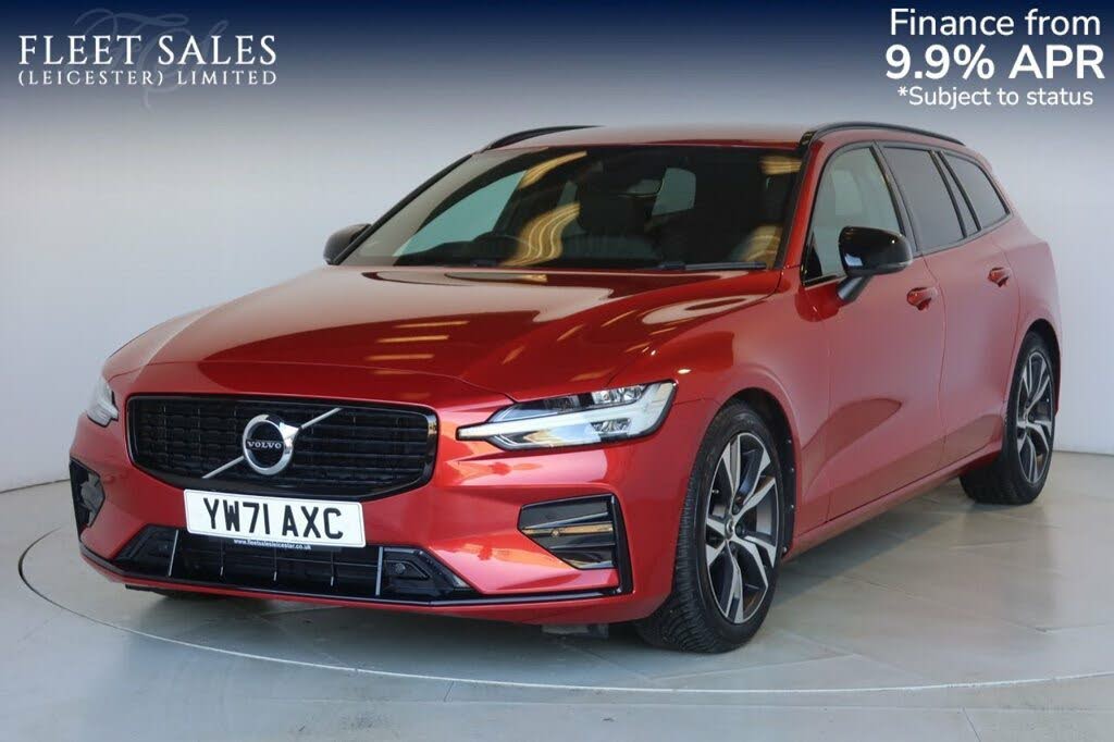 2022 Volvo V60 2.0 B3 R-Design (161bhp)