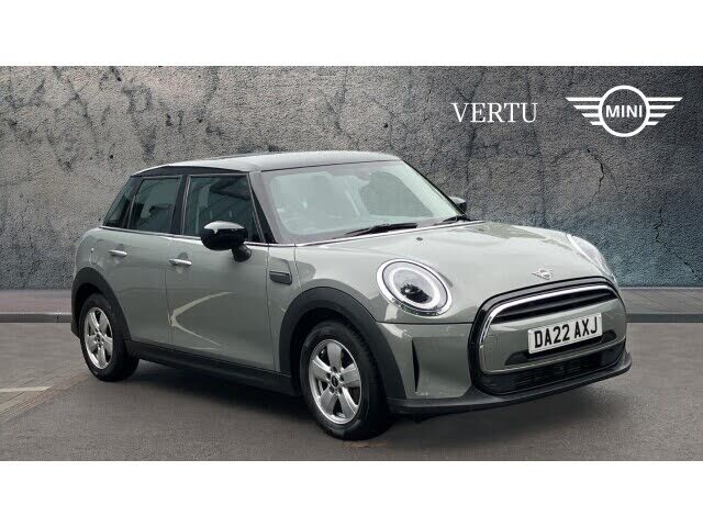 2022 MINI Cooper 1.5 Cooper Classic Hatchback 5d