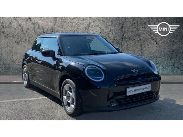 2024 MINI Cooper E Cooper E Classic