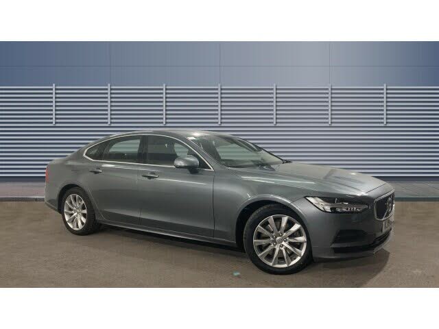 2019 Volvo S90 2.0 T4 Momentum