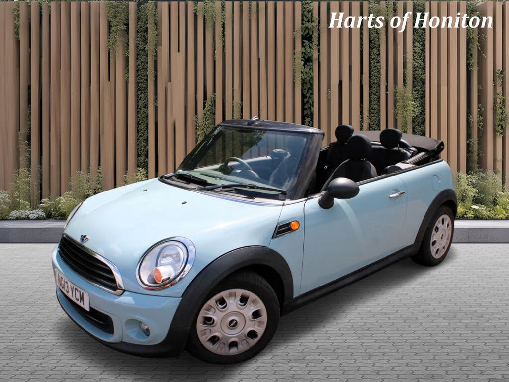 2013 MINI Cooper 1.6 One (Salt) Convertible 2d auto