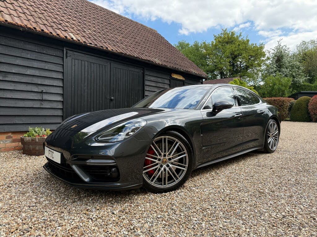 2016 Porsche Panamera 4.0 V8 Turbo