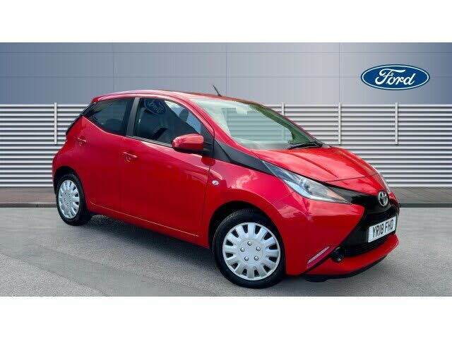 2018 Toyota AYGO 1.0 VVT-i x-play (71bhp) 5d x-shift