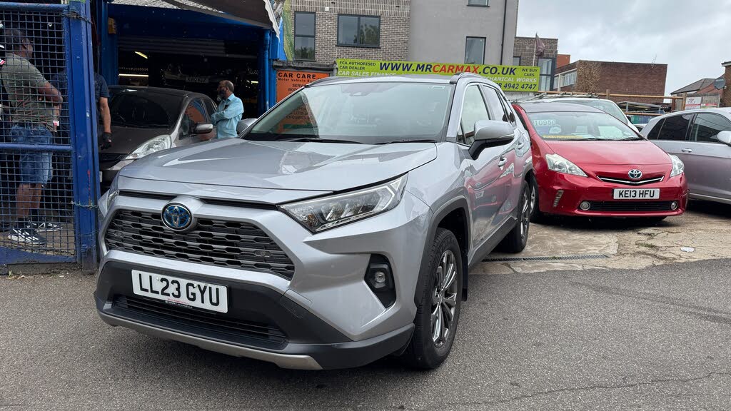 2023 Toyota RAV4 2.5 VVT-i Design (215bhp)