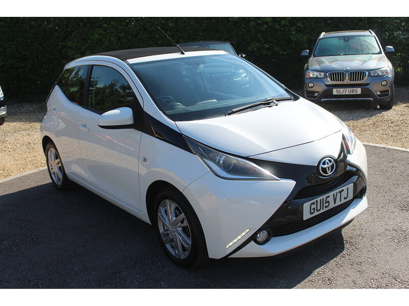 2015 Toyota AYGO 1.0 x-pression x-wave (x-tra convenience x-nav)