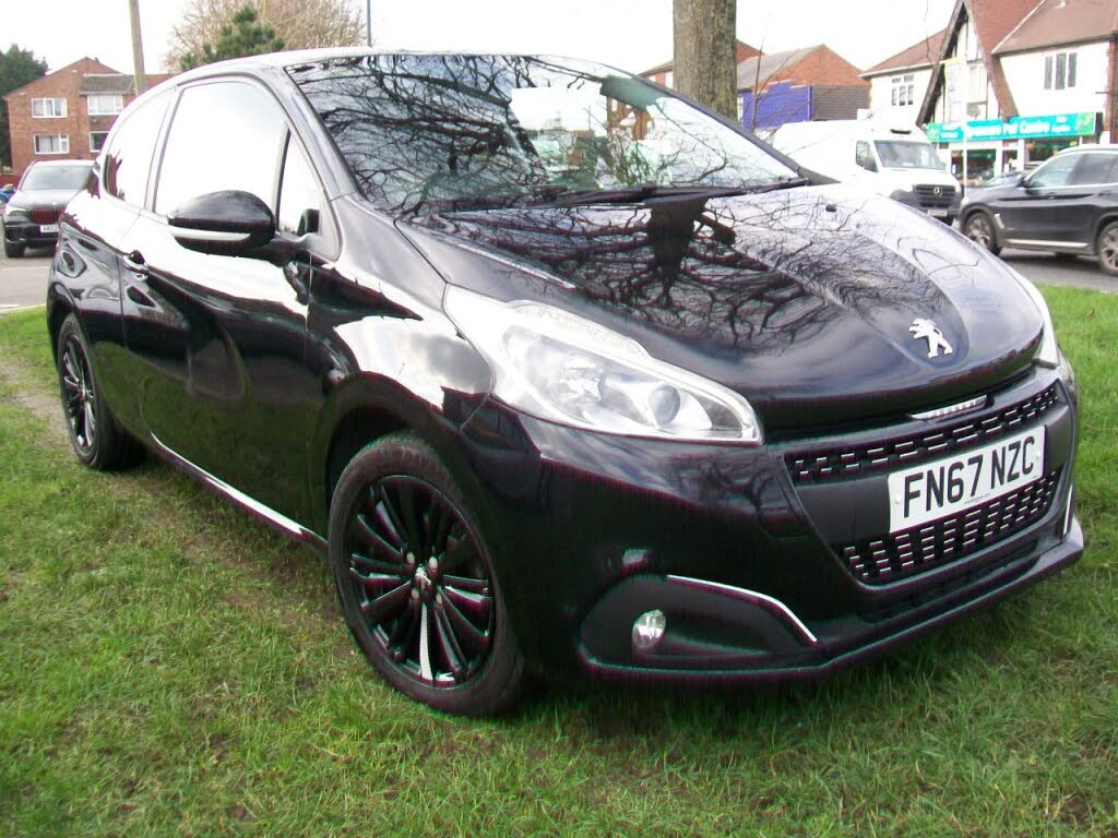 2018 Peugeot 208 1.2 PureTech Black Edition