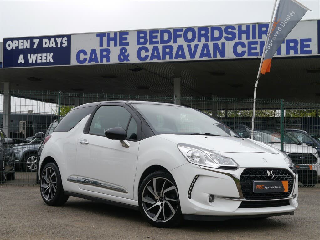 2017 DS DS 3 1.2 PureTech Connected Chic (82ps)