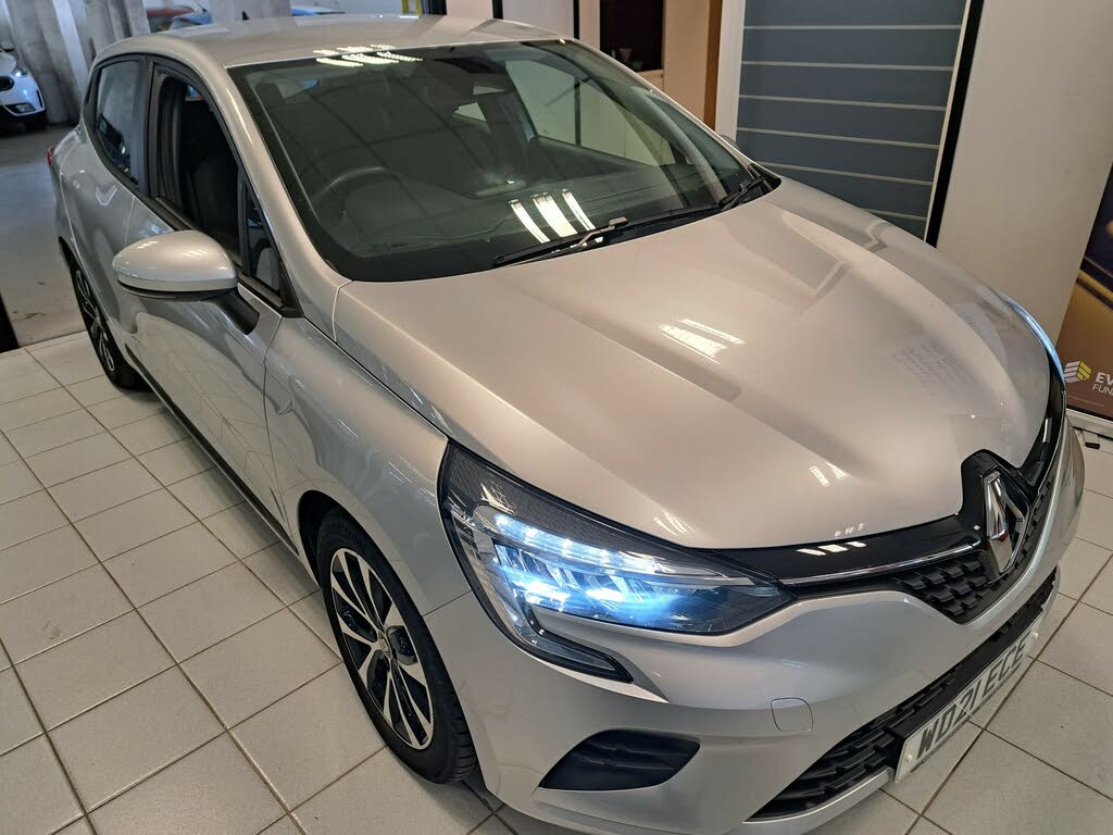 2021 Renault Clio 1.6 Iconic