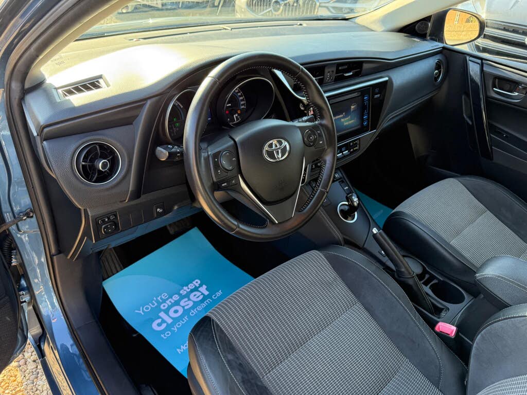 2015 Toyota Auris
