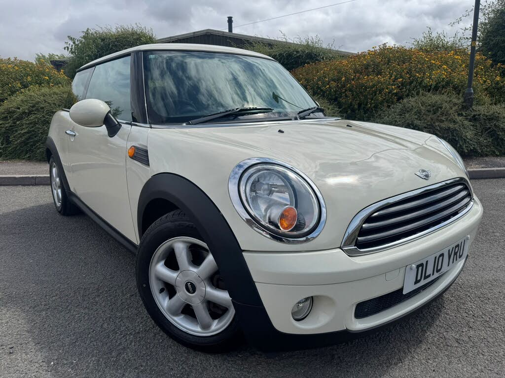 2010 MINI Cooper 1.6 One (98bhp) Hatchback 3d