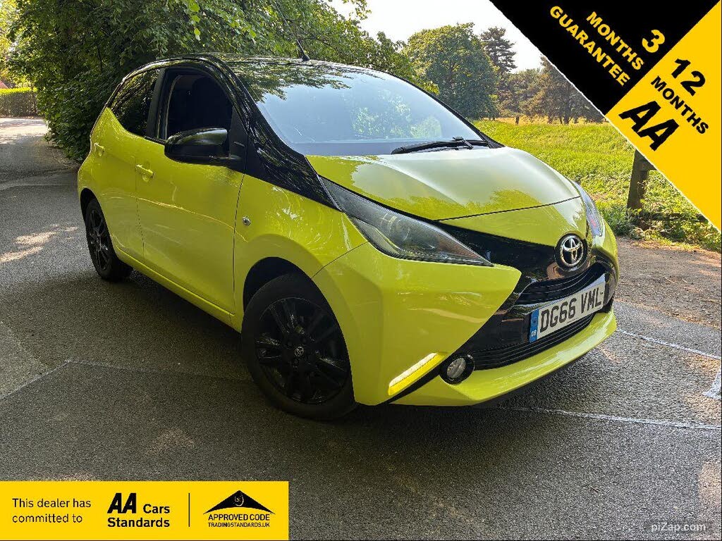 2016 Toyota AYGO 1.0 VVT-i x-cite 3 (Bi-tone Yellow) (TSS) 5d