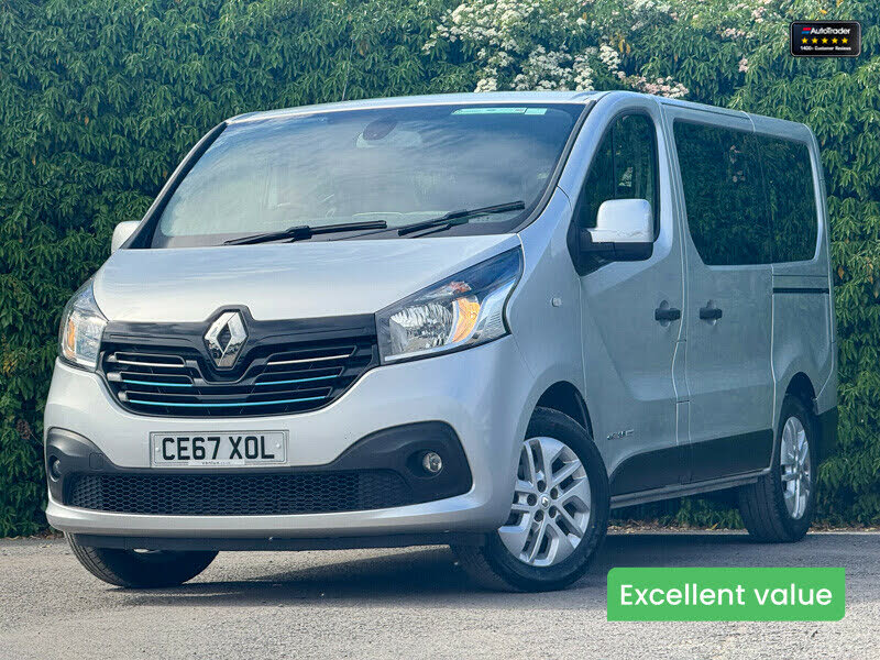 2017 Renault Trafic 1.6dCi SL27 125 Sport Nav Energy 125(Eu6) Minibus 9 seats