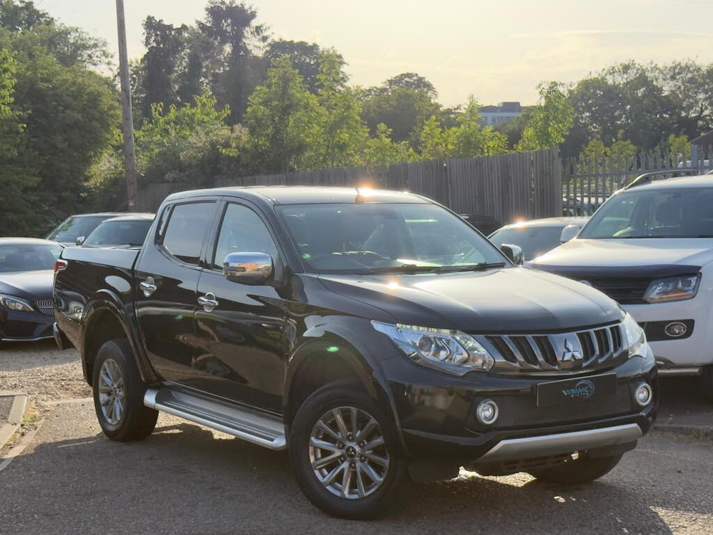 2017 Mitsubishi L200 2.4DI-D Barbarian (178bhp) (EU6) auto
