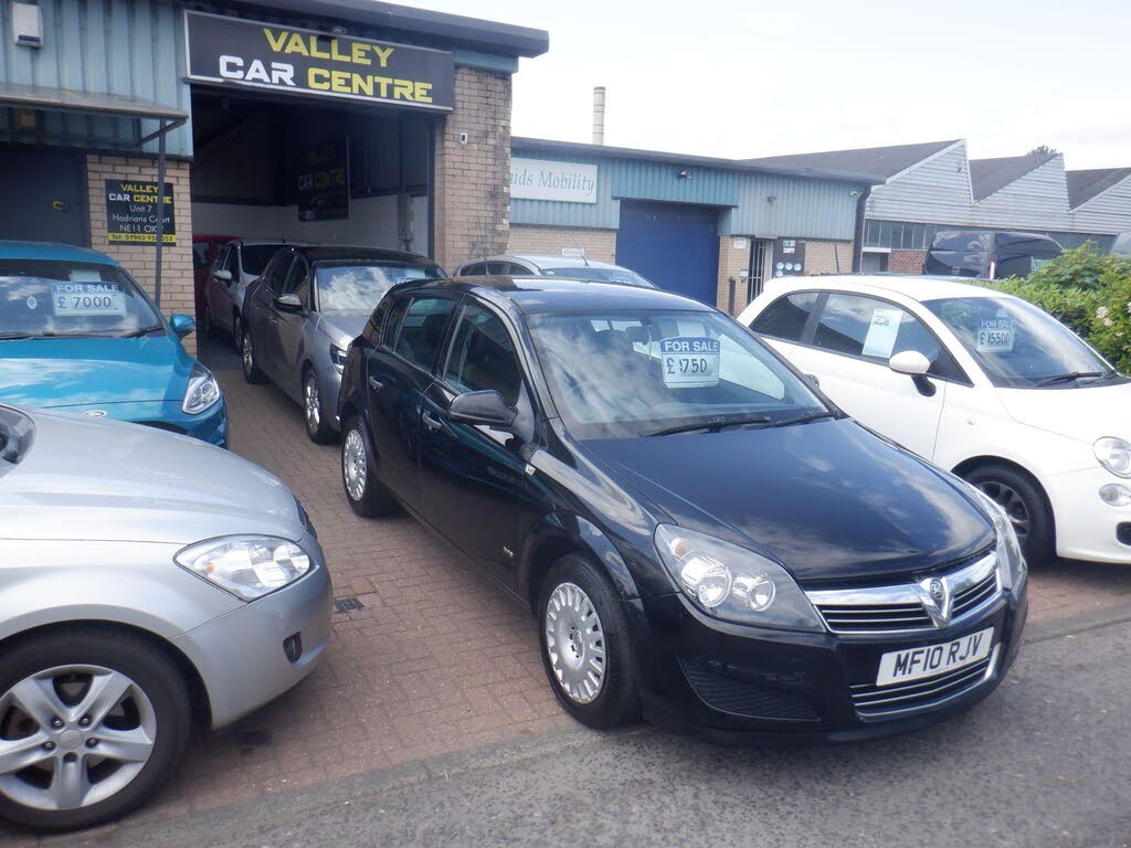 2010 Vauxhall Astra 1.6 Life VVT (a/c) Hatchback