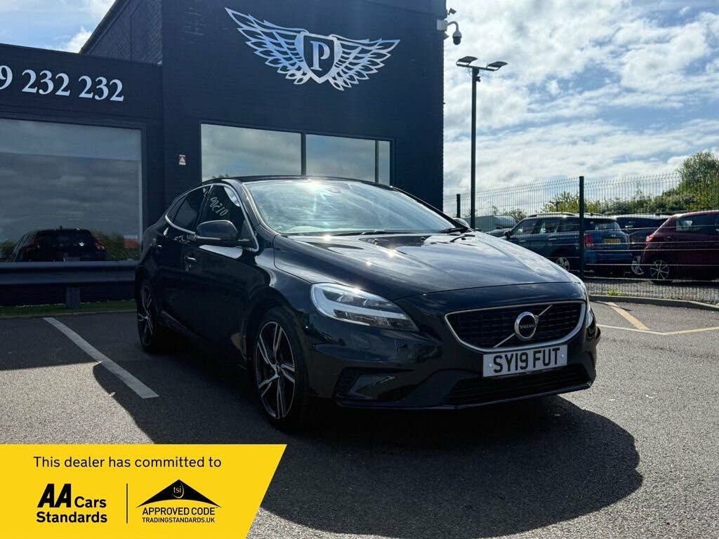 2019 Volvo V40 2.0 T3 R-Design Pro