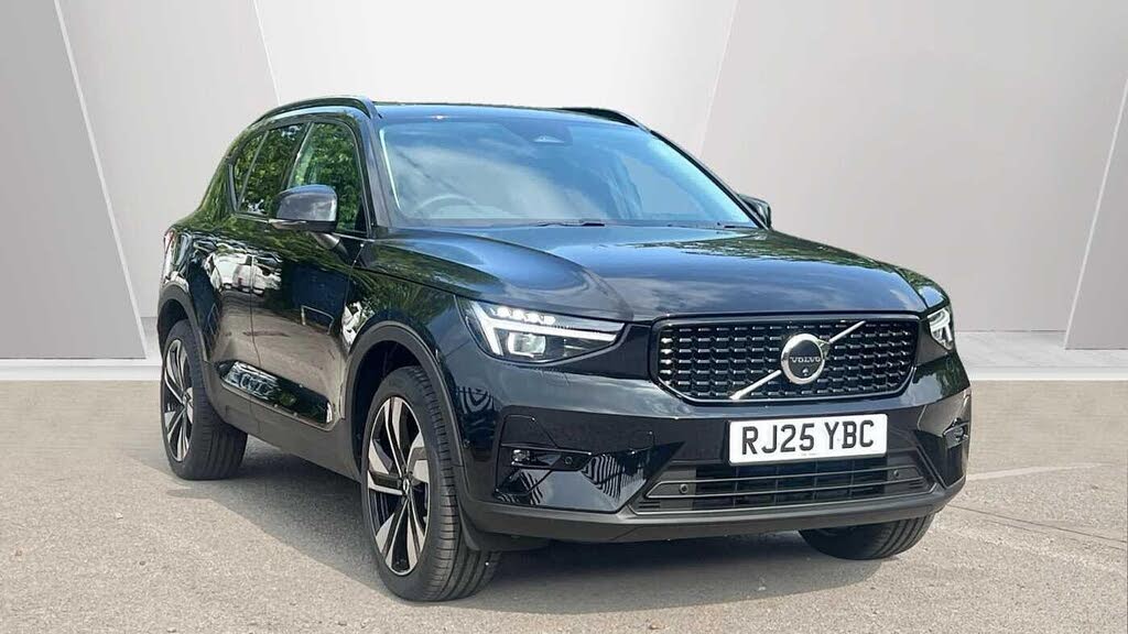 2025 Volvo XC40 2.0 B4 Ultra (Bright
