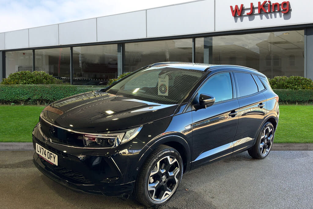 2024 Vauxhall Grandland 1.2 Ultimate (136ps) Hybrid e-DCT6 Auto