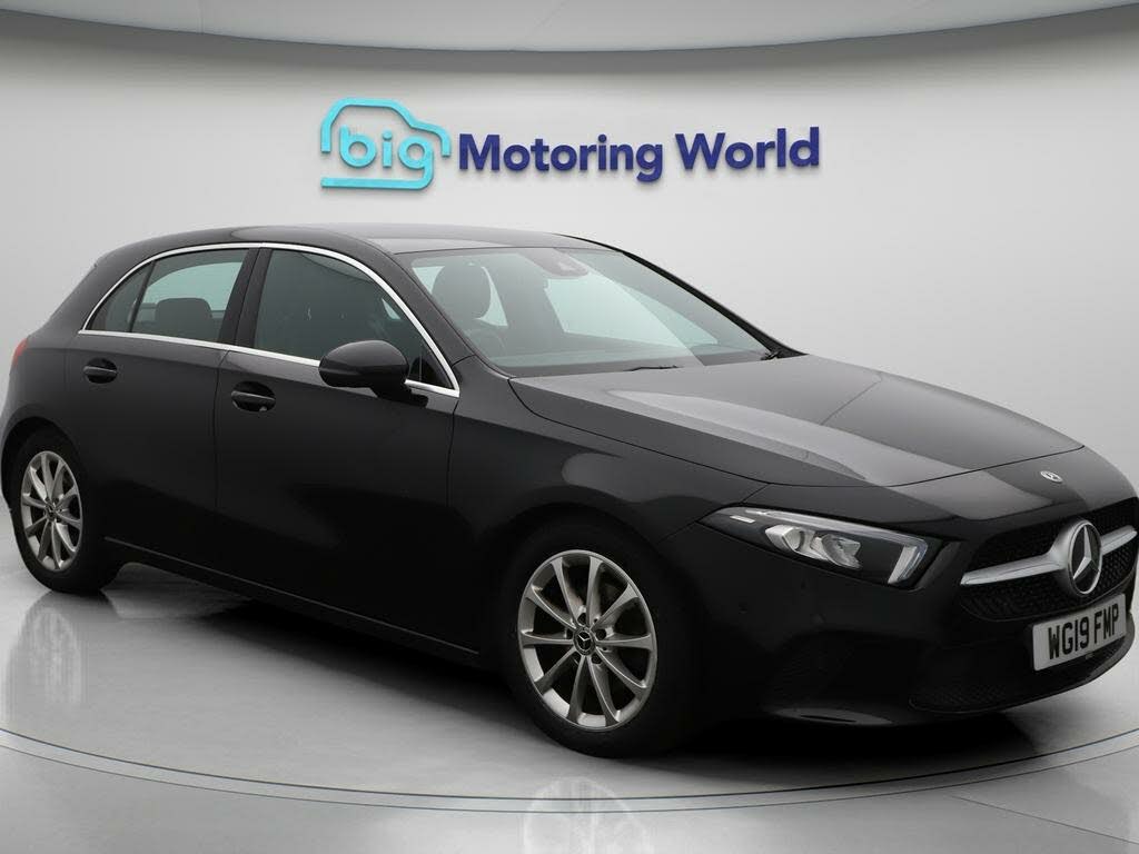 2019 Mercedes-Benz A-Class 1.3 A180 Sport (Executive) Hatchback 5d 1332cc 7G-DCT