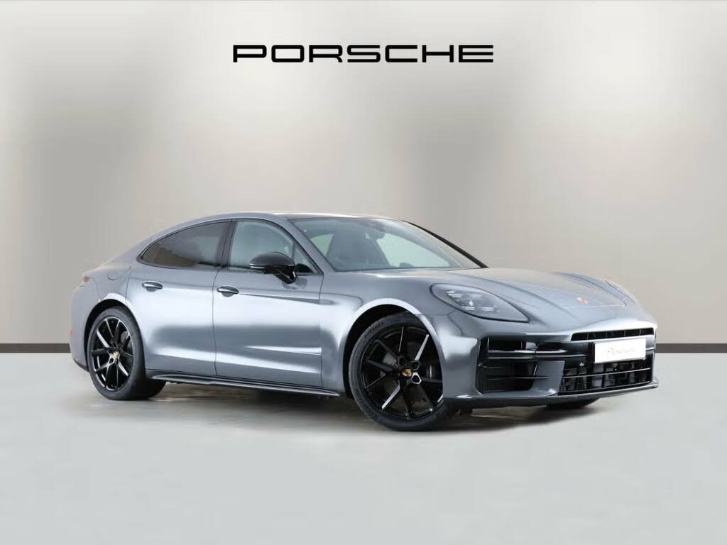 2025 Porsche Panamera 3.0 4 (353ps) Hatchback