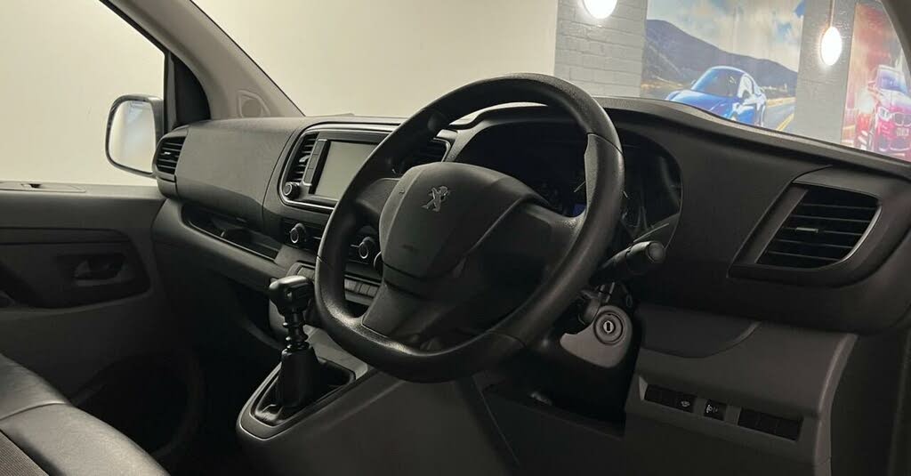 2020 Peugeot Expert 2.0 BlueHDi Professional Standard 1400 2.0 BlueHDi (EU6dT) Crew