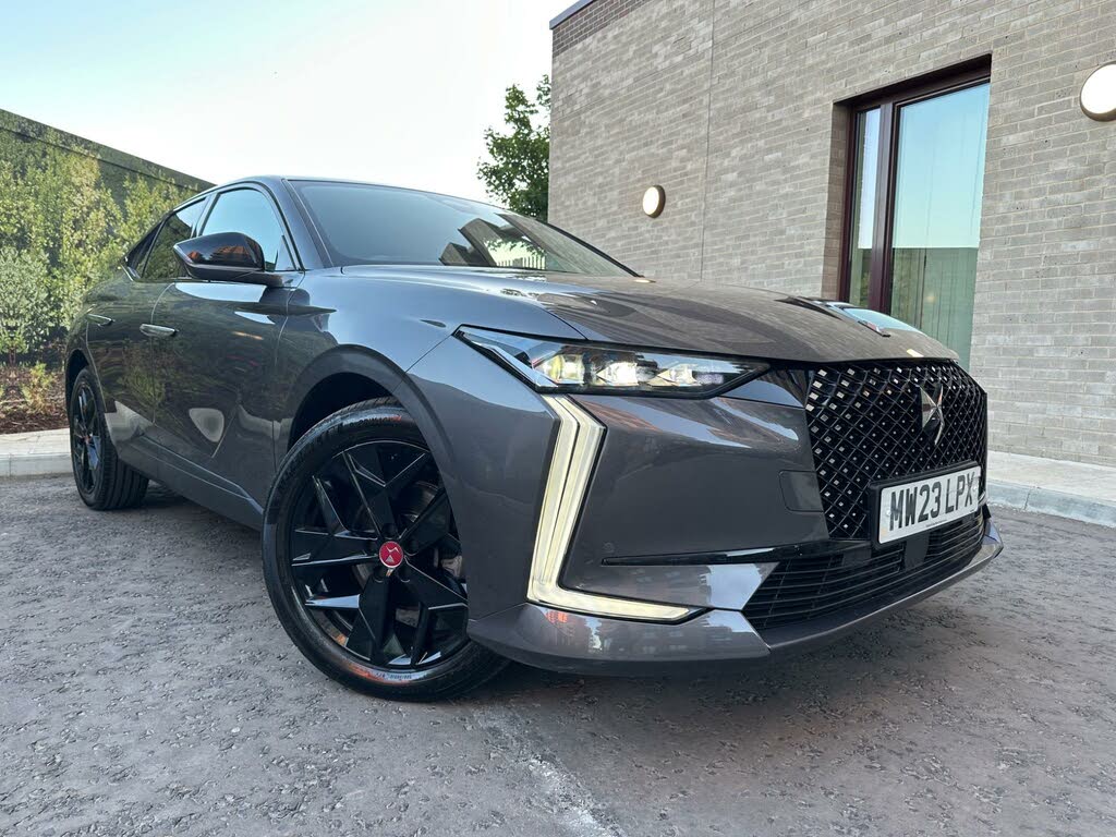 2023 DS DS 4 1.2 PureTech Performance Line +