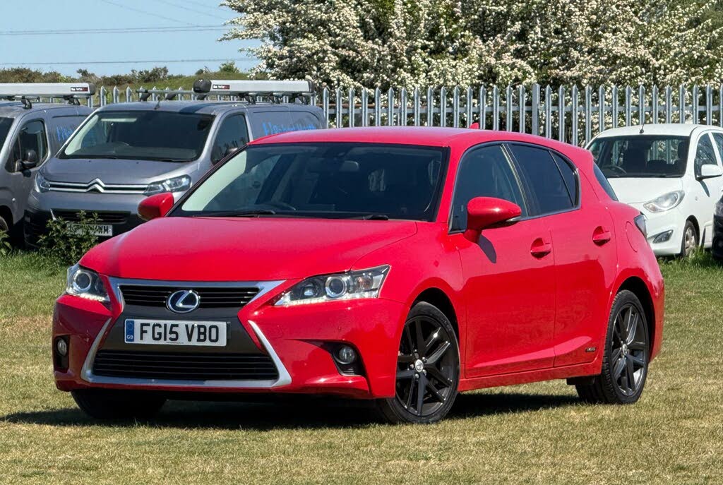 2015 Lexus CT 200h 1.8 Advance CVT