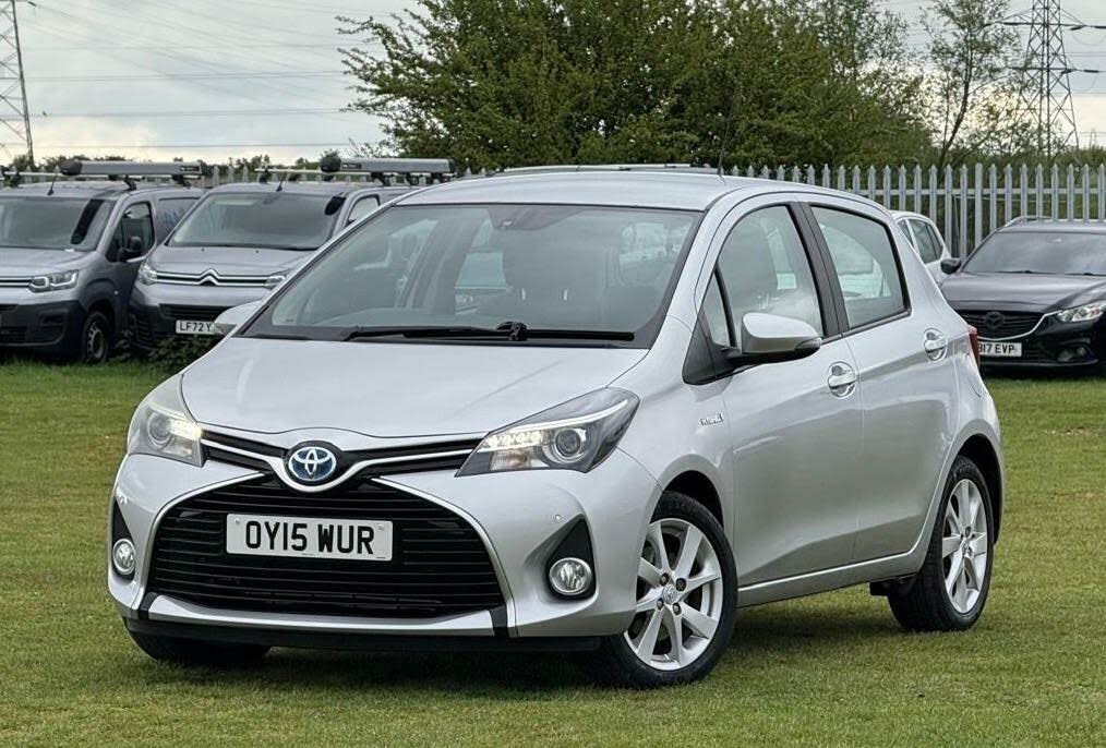 2015 Toyota Yaris 1.5 VVT-i Excel Hybrid (15in)