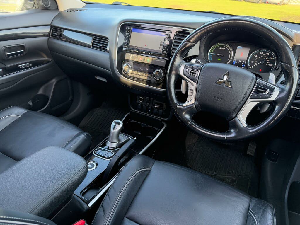 2016 Mitsubishi Outlander 2.0 4h PHEV