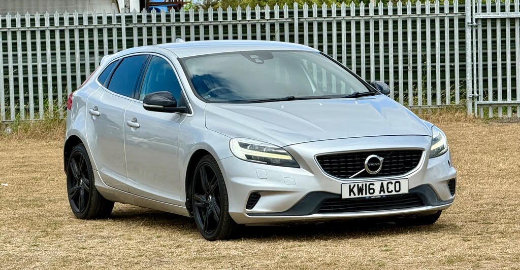 2016 Volvo V40 2.0TD D4 R-Design Pro