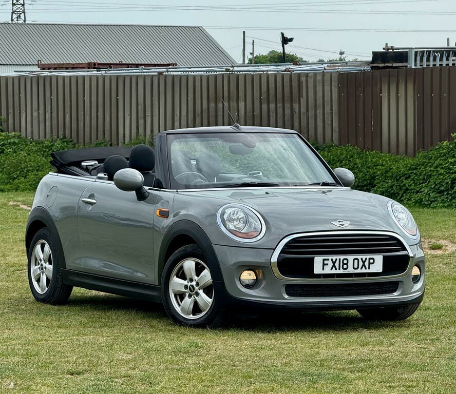 2018 MINI Cooper 1.5 Cooper (s/s) Convertible 2d Auto