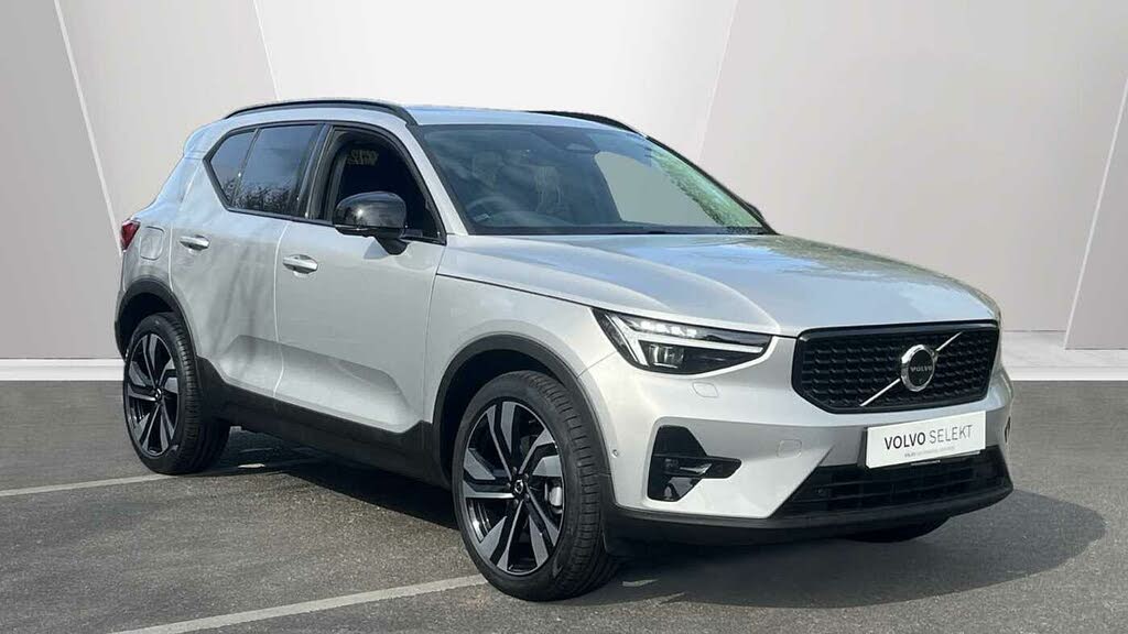 2024 Volvo XC40 2.0 B4 Ultra (Bright