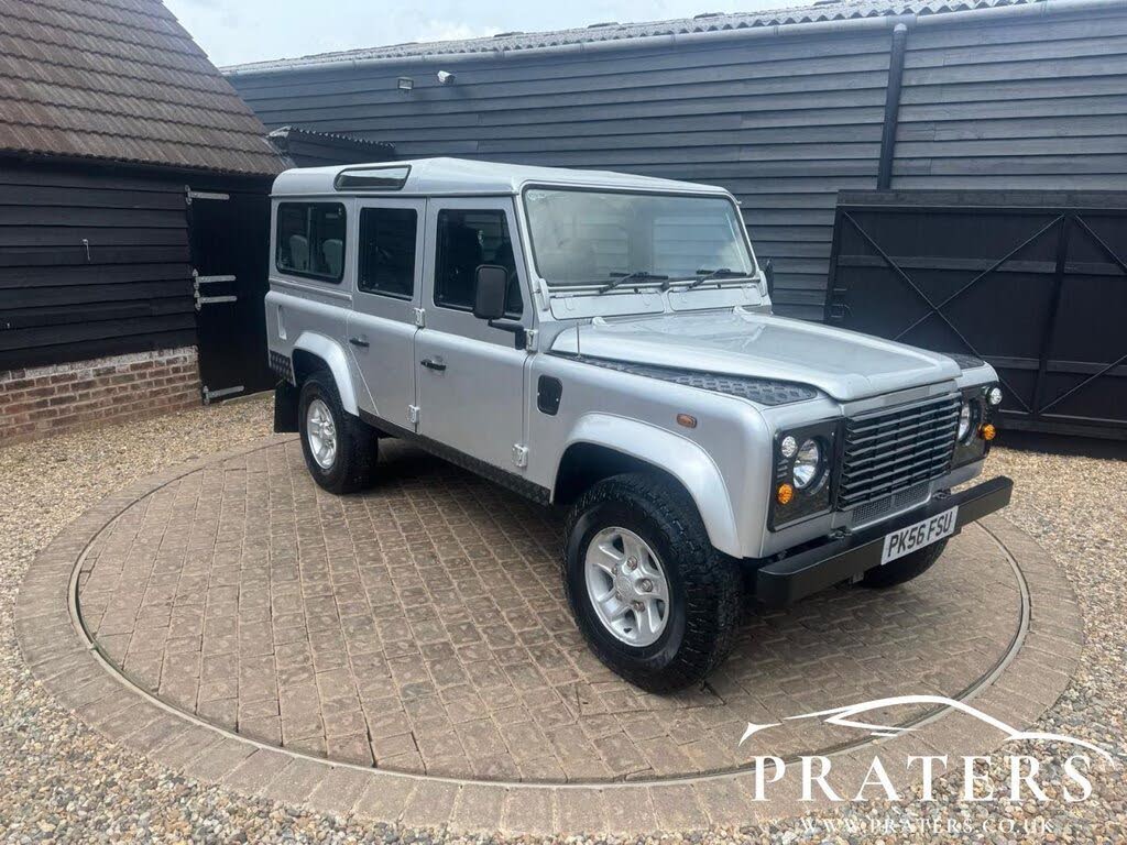 2007 Land Rover 110 Defender 2.5TD County Td5 Station Wagon 5d
