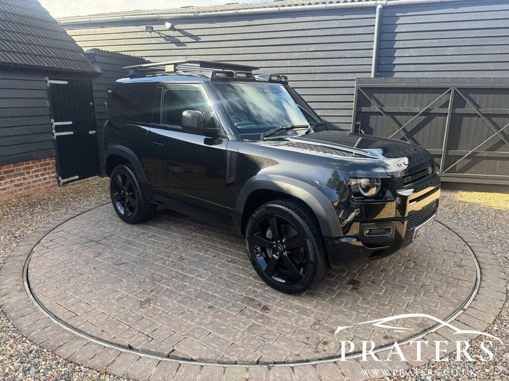 2022 Land Rover 90 Defender 3.0 D250 X-Dynamic SE