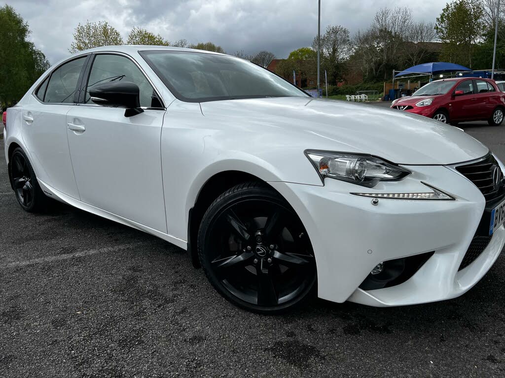 2016 Lexus IS 300h 2.5 Sport